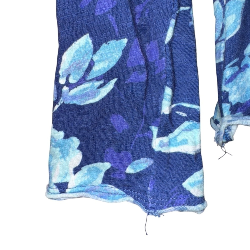 SUNDANCE Rosey Delights Henley Metallic Buttons Floral Top Blue Size Medium - Picture 6 of 15